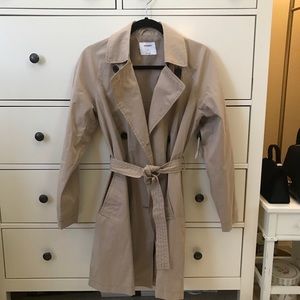 NWT Water resistant trench coat!✨